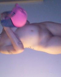 pregnant showing her naked sexy pussy in ass photo