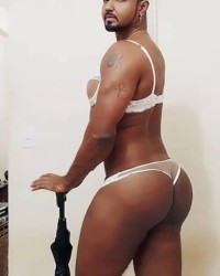 Eu de calcinha photo