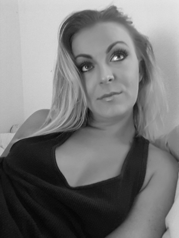 MY TAN delicious skin and lips