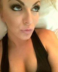 MY TAN delicious skin and lips photo