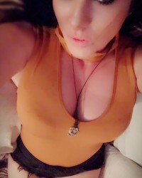 Taryn Thomas 2018 Photos photo