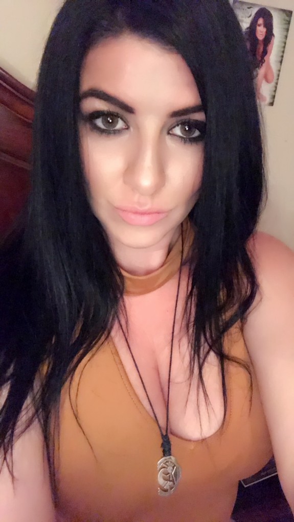 Taryn Thomas 2018 Photos