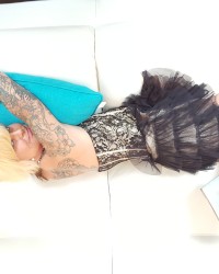 First day working with SirRon with photos. Waiting to get accepted b4 nude photo