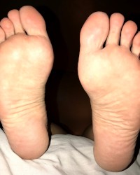 Wrinkled Soles & Feet - Pepper Bane photo