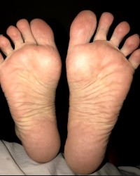 Wrinkled Soles & Feet - Pepper Bane photo