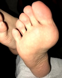 Wrinkled Feet & Soles - Pepper Bane photo