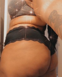 Mulatto Temptress photo