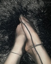 Feet pics photo