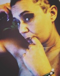 Fingerling80s passionation for pussy photo