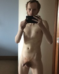 Travelodge naked selfies photo