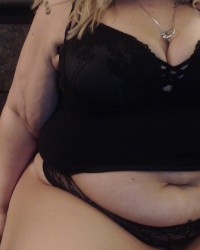 BBW is SO HORNY photo