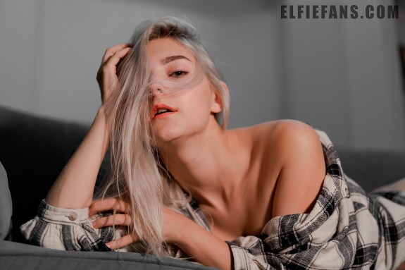 Eva Elfie erotic