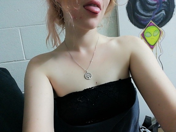 SFW Photo's of Kitty Bell