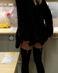 Shopping center photo