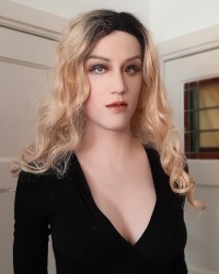 Tamara in her day normal wear photo