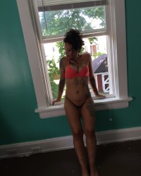 WATCH MY PREMIUM VIDEOS ITS ONLY GOING TO GET SEXIER photo