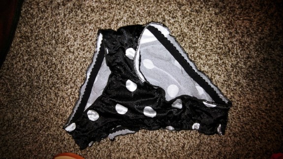 PANTIES 4 SALE!!!! ( A LOT MORE CUMMING SOON )