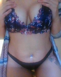 Captivating Teaser photo