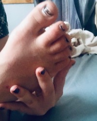 Feet Album photo
