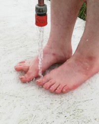Wet feet photo