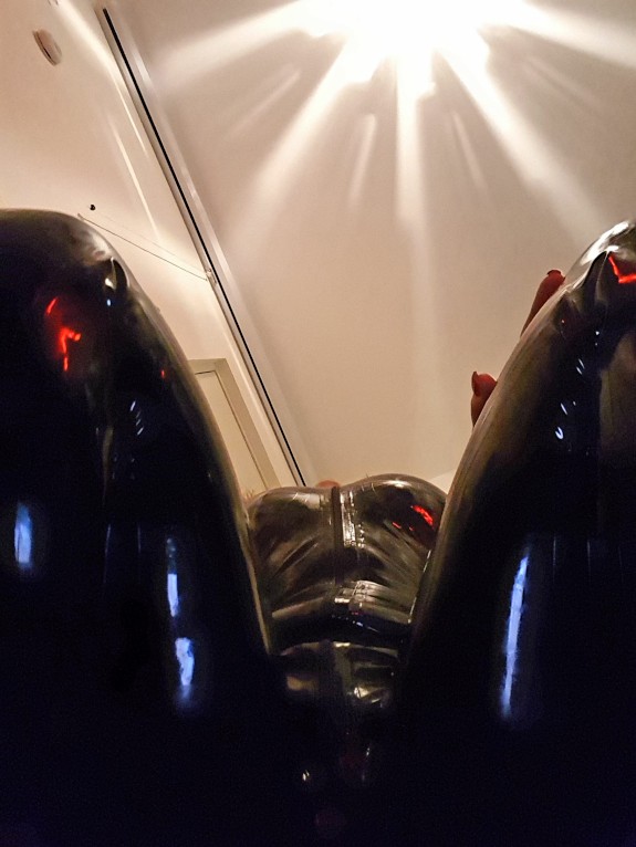 Miss Suz Latex