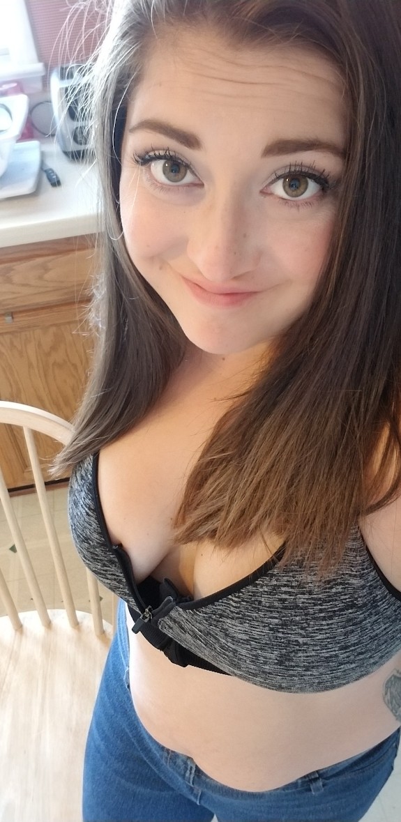 Pre-Work Quickie with Leena May photo