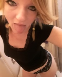 Sexymommysondra photo