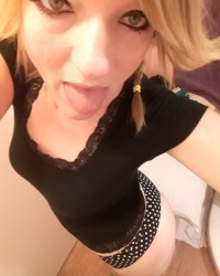 Sexymommysondra photo