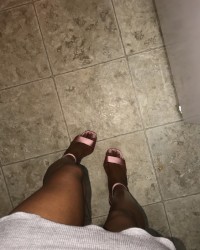 Pretty feet photo