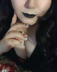 Big Tiddy Goth Gf photo