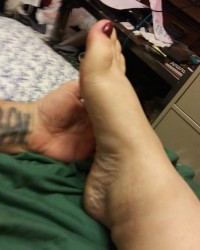 Mrs tina feet photo