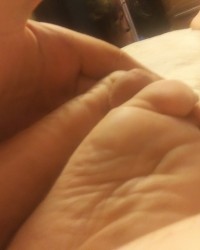 Mrs tina feet photo