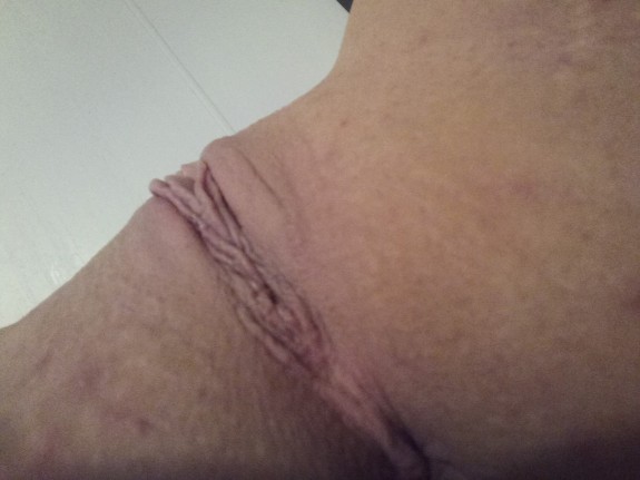 My pussy needs a buddy