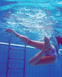 Marusia UnderWaterShow photo