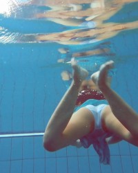 Marusia UnderWaterShow photo