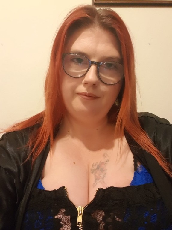 Huge tits british milf selfies in leeds