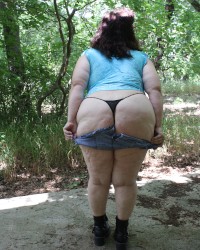 BBW walking the nature center in Texas clothed and nude photo
