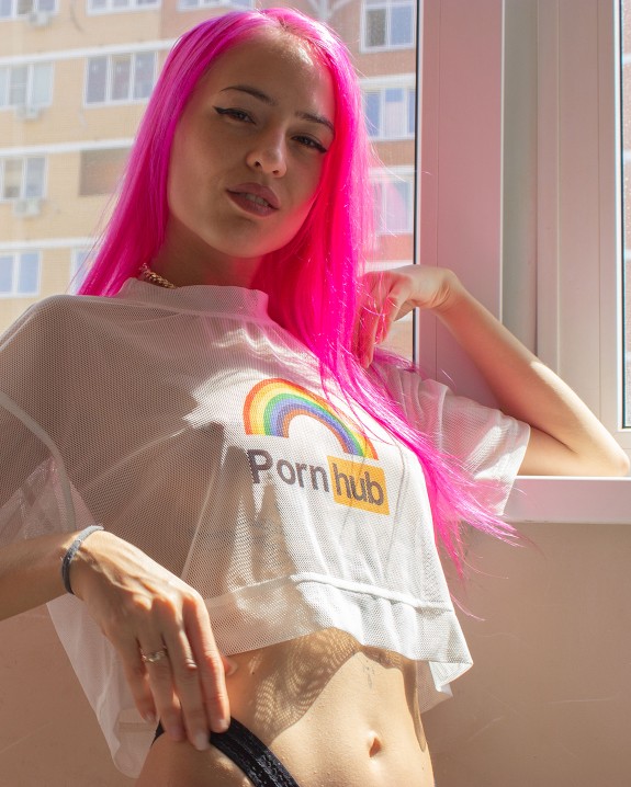 Mystery Girl