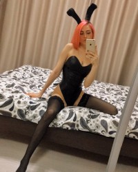 Mystery Girl photo