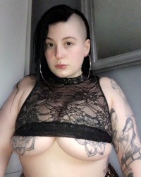 Laced tiny T photo