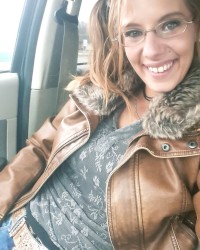 Wanted to share my sexy back. photo