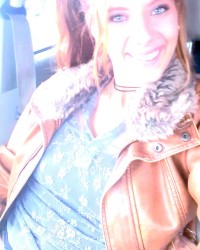 Wanted to share my sexy back. photo