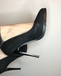 kelly_feet sexy girl show shoes and sweaty feet photo