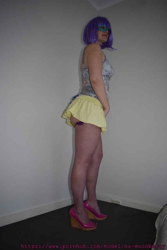 Disco girl toying - watch the video to see all