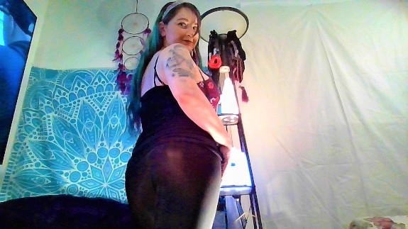 Join fanclub see whats under my Yoga pants& lingerie Ass worship 170+pics