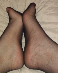 Kitty's Sexy Feets photo