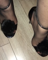 Kitty's Sexy Feets photo