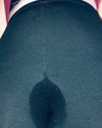 SQUIRTING IN YOGA PANT