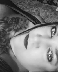 Solo pics photo