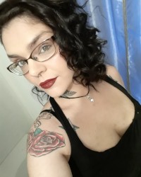 Professional and amateur pictures photo